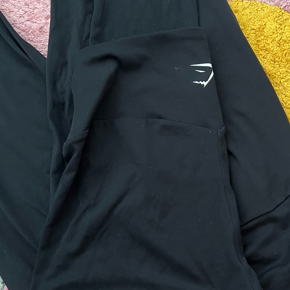 Gymshark Capri workout pants in black